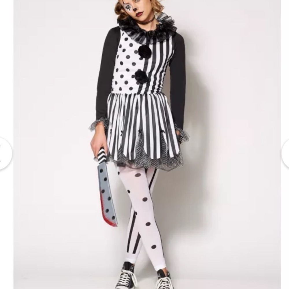 Spirit Halloween Twisted Trickster Clown Costume kids  12-14 years Black White